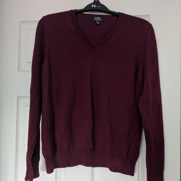 Lord and Taylor women sweater extra fine Merino - Picture 3 of 4